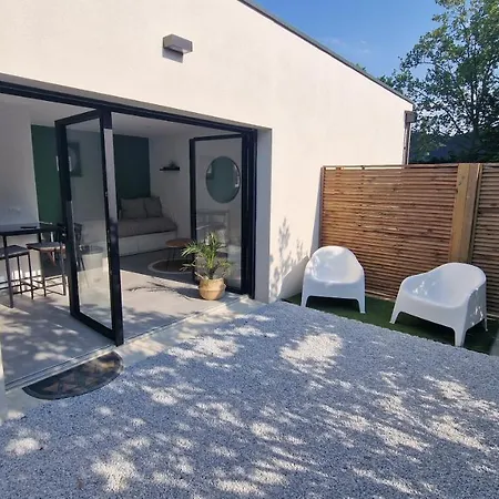 Le Patio : Avec Exterieur Apartman